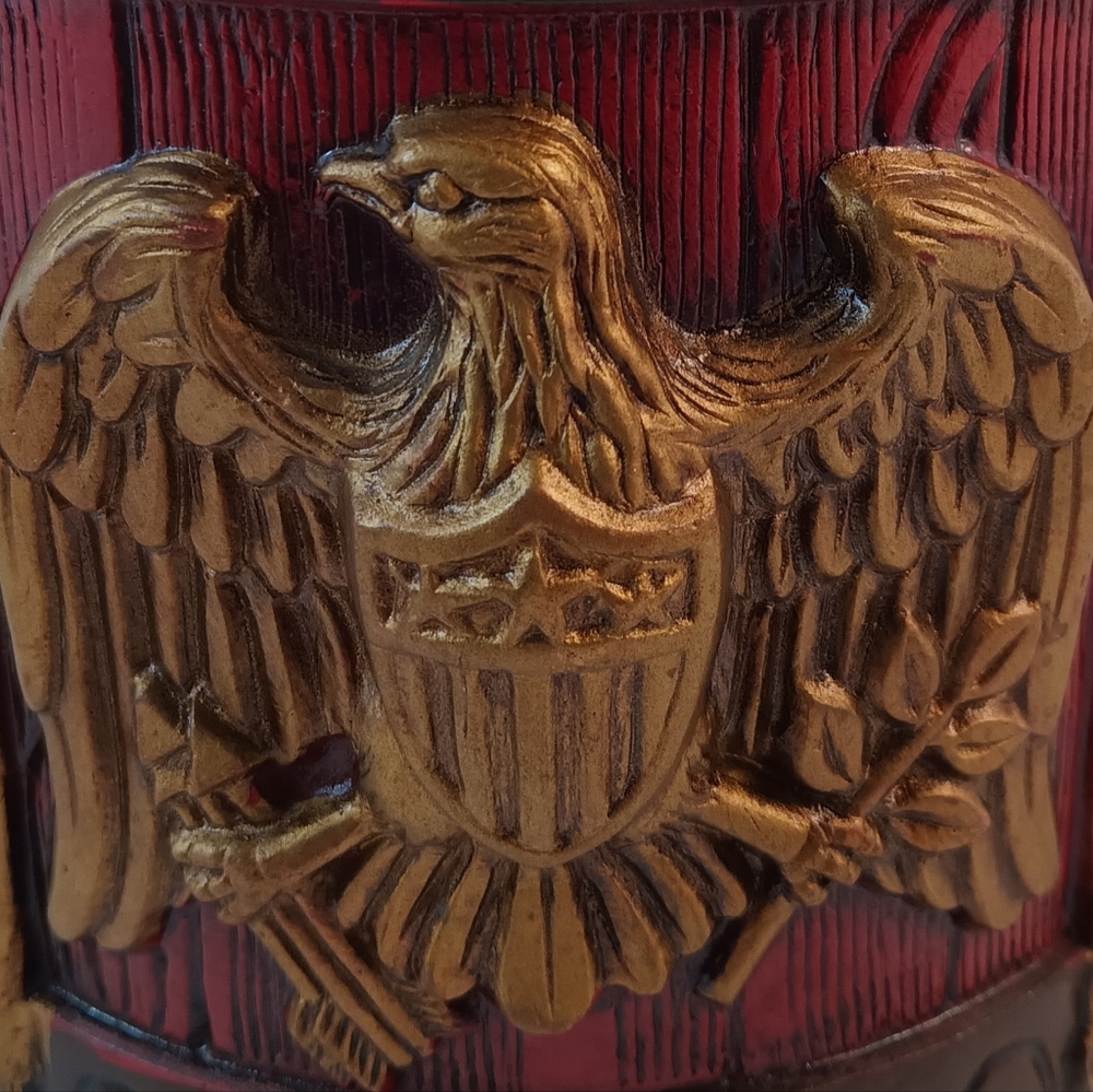 𝟓𝟎'𝐬/𝟔𝟎'𝐬 𝐄𝐚𝐠𝐥𝐞 𝐔𝐧𝐢𝐨𝐧 𝐔𝐒𝐀 𝐒𝐡𝐢𝐞𝐥𝐝 𝐂𝐨𝐨𝐤𝐢𝐞 𝐉𝐚𝐫 - Picture 2 of 11